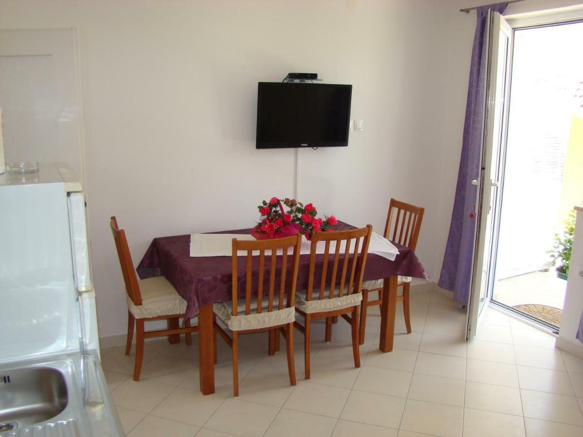 Apartments Ada Tučepi Εξωτερικό φωτογραφία