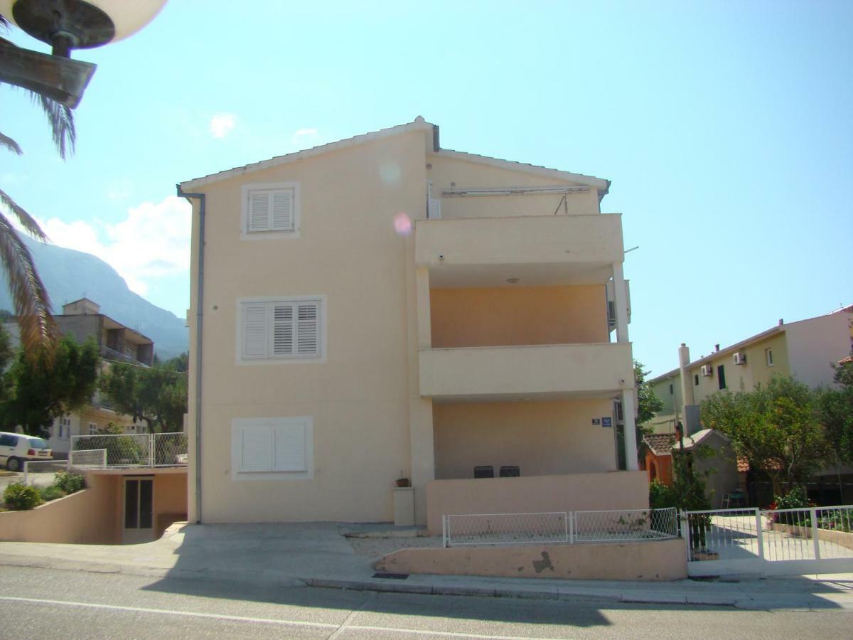 Apartments Ada Tučepi Εξωτερικό φωτογραφία